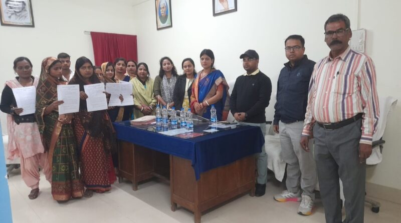 नगर परिषद कार्यालय में  बनमनखी मे स्वच्छता साथी का चयन हुआ